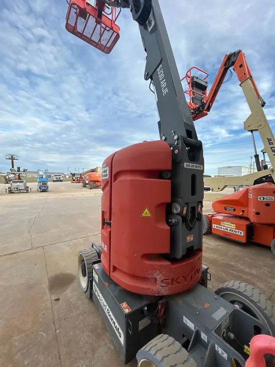 2018 Skyjack SJ30ARJE Articulating Boom Lift