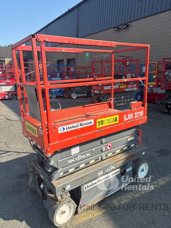 2018 Skyjack SJIII3219 Scissor Lift