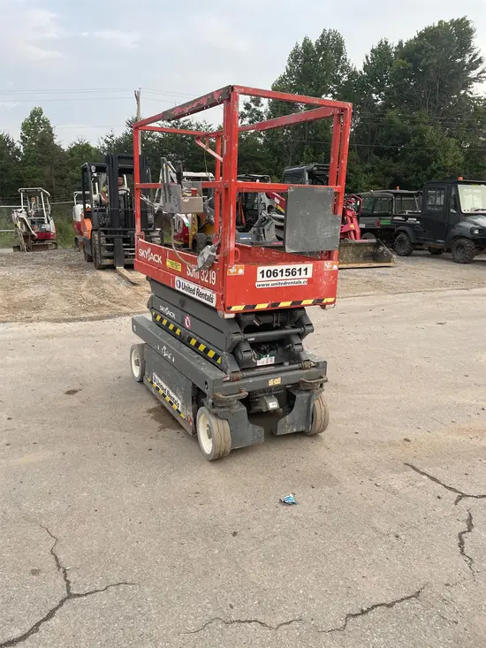 2017 Skyjack SJIII3219 Scissor Lift