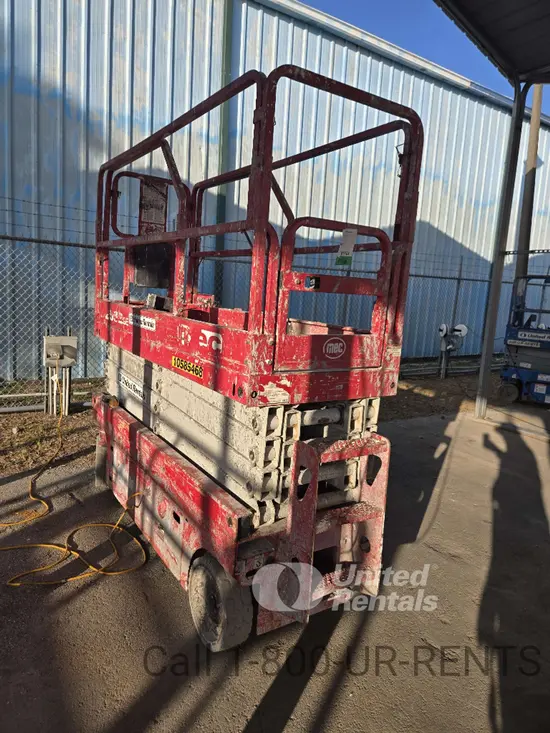 2017 MEC 2632SE Scissor Lift