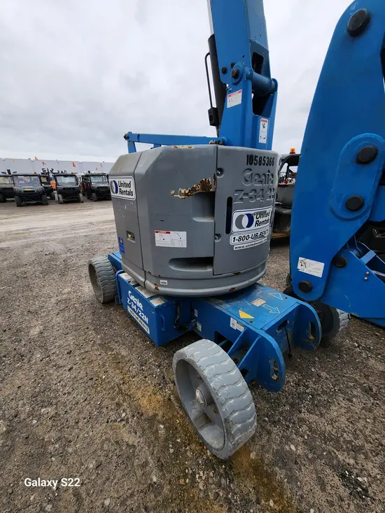 2017 Genie Z-34/22N Articulating Boom Lift