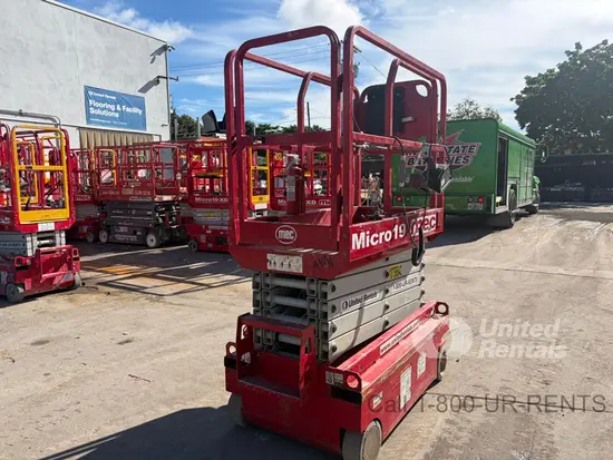 2018 MEC MICRO 19 Scissor Lift