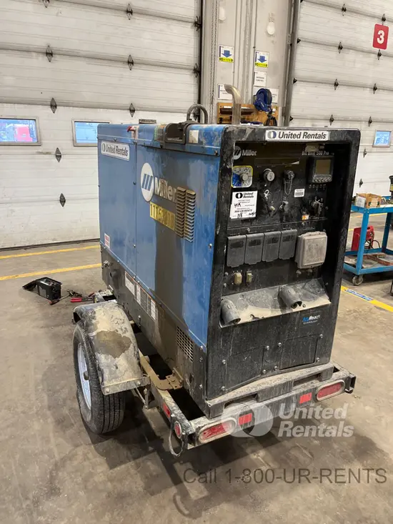 2021 Miller Welders Big Blue 500 Welder