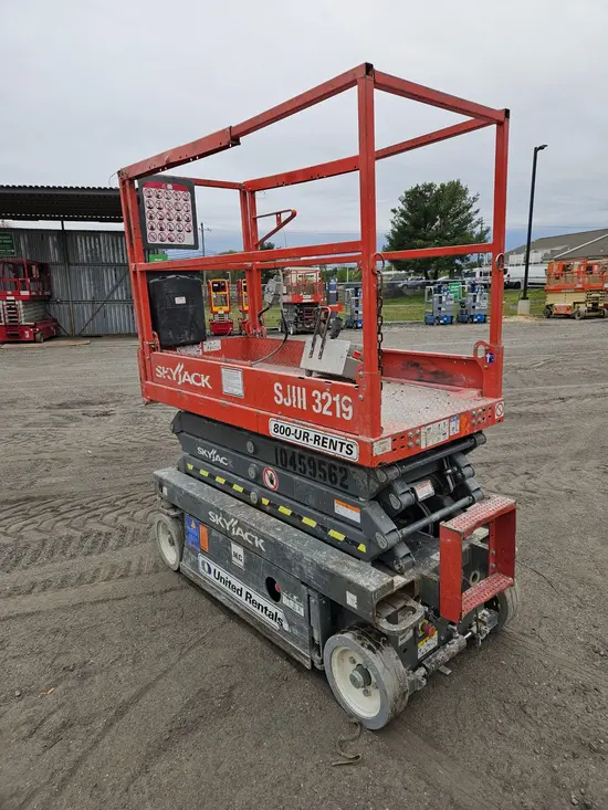 2016 Skyjack SJIII3219 Scissor Lift