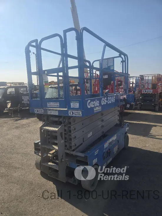 2018 Genie GS-3246 Scissor Lift