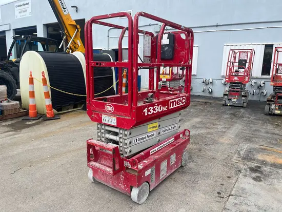2018 MEC 1330SE Scissor Lift