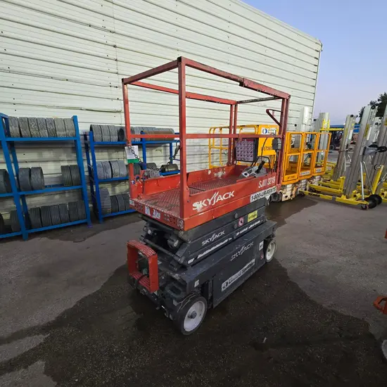 2018 Skyjack SJIII3219 Scissor Lift