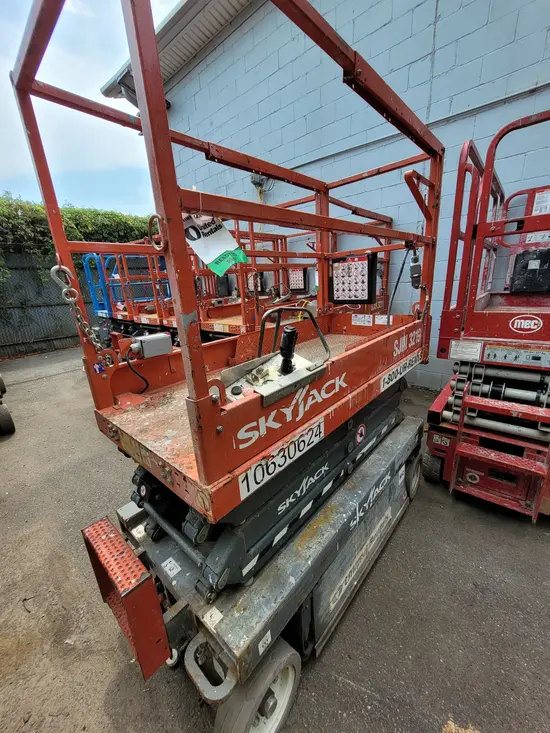 2017 Skyjack SJIII3219 Scissor Lift