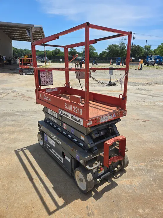 2019 Skyjack SJIII3219 Scissor Lift