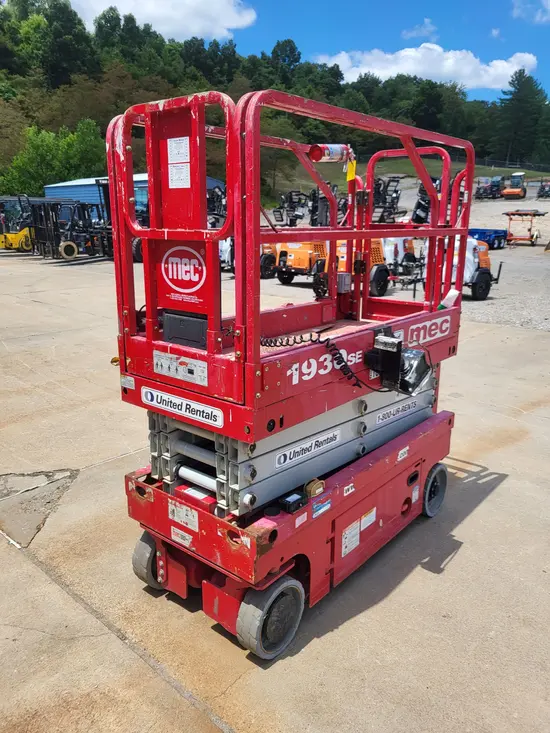 2018 MEC 1930SE Scissor Lift