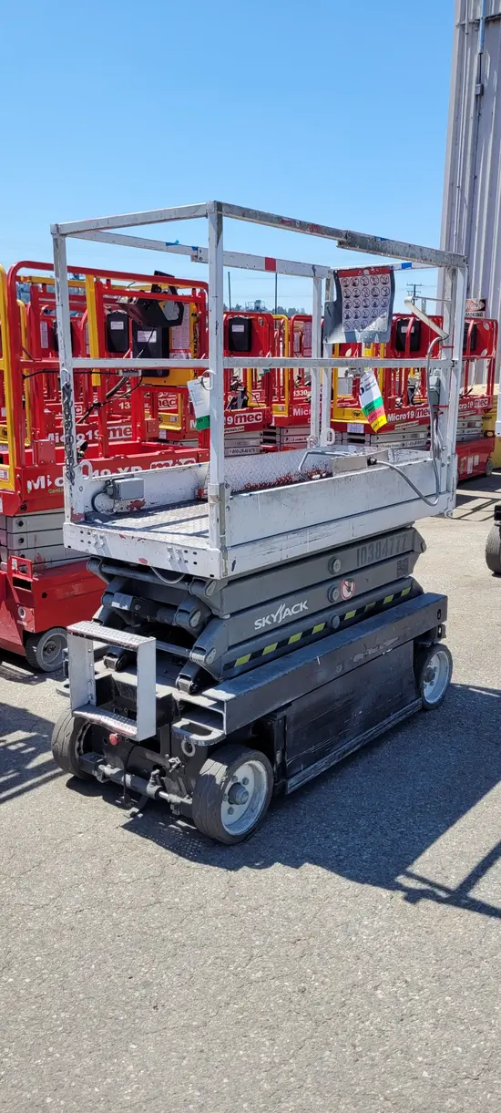 2015 Skyjack SJIII3219 Scissor Lift