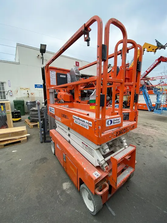 2019 Snorkel S3219E Scissor Lift