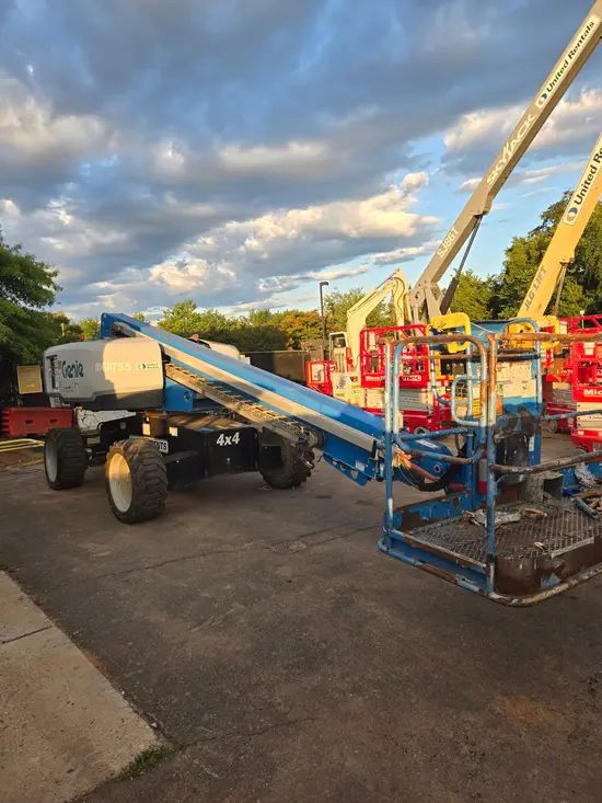 2017 Genie S-60X Boom Lift