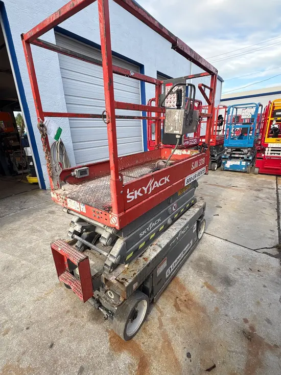 2016 Skyjack SJIII3219 Scissor Lift