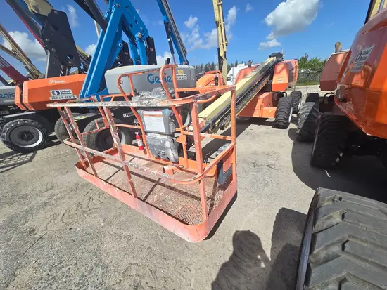 2017 JLG 600S Boom Lift