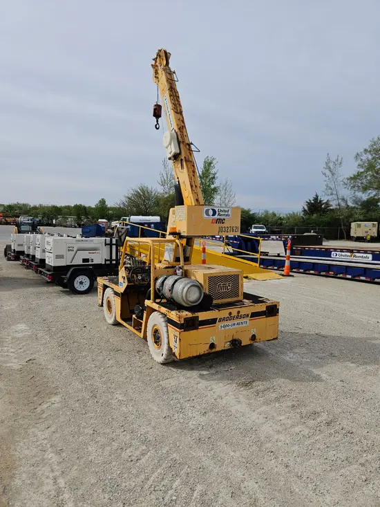 2014 Broderson IC-35-2F