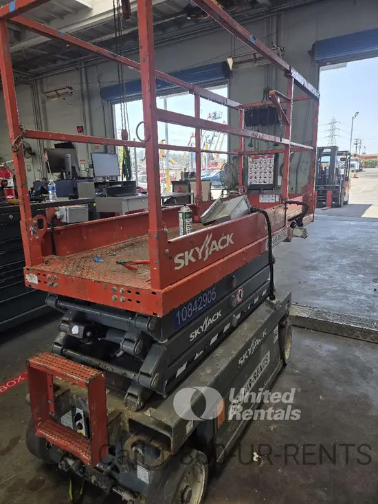 2018 Skyjack SJIII3219 Scissor Lift