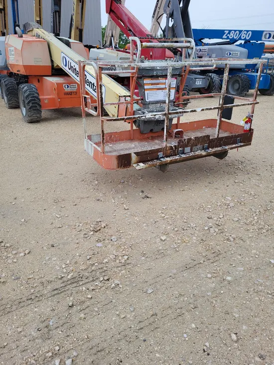 2017 JLG 600S Boom Lift