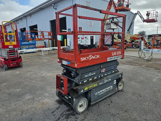 2018 Skyjack SJIII3219 Scissor Lift