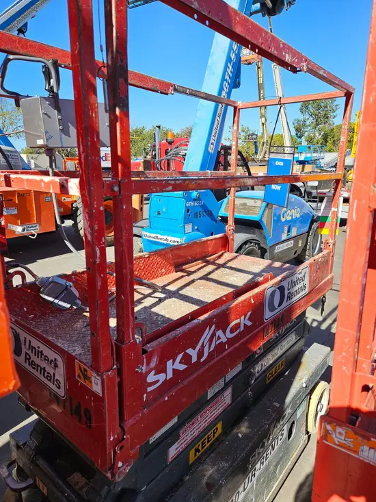 2014 Skyjack SJIII3219 Scissor Lift