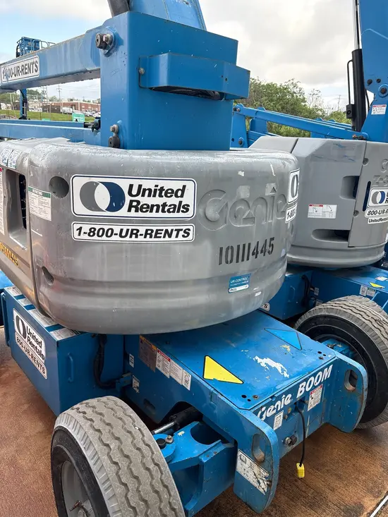2013 Genie Z-45/25J DC Articulating Boom Lift