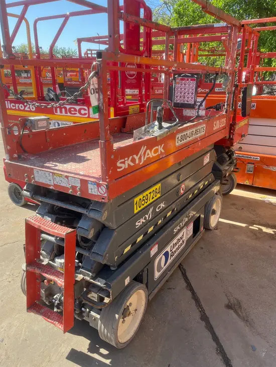 2017 Skyjack SJIII3226 Scissor Lift