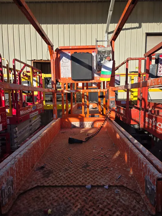 2018 Snorkel S3226E Scissor Lift