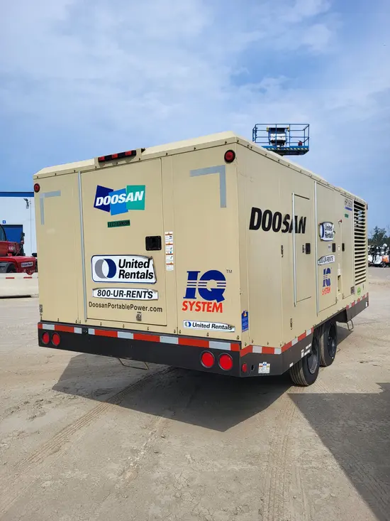 2017 Doosan HP1600WCU-T4FIQ Air Compressor