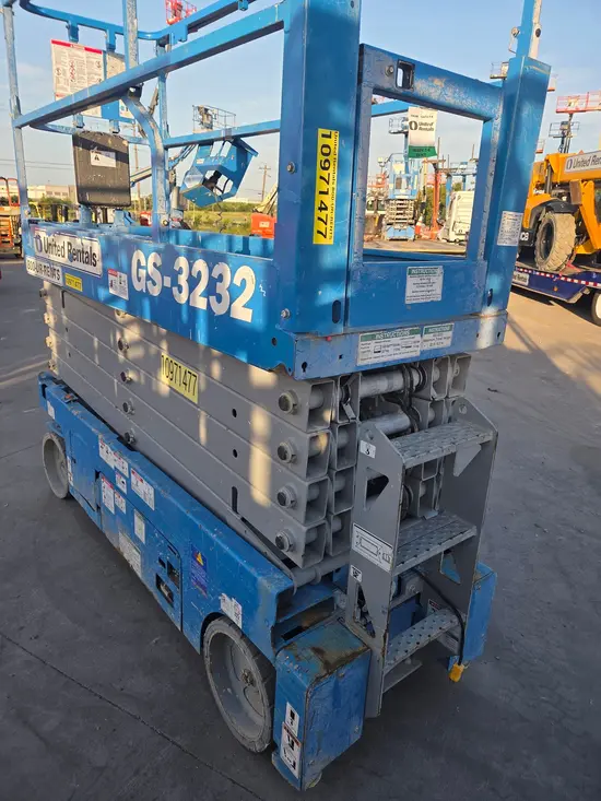 2019 Genie GS-3232 Scissor Lift