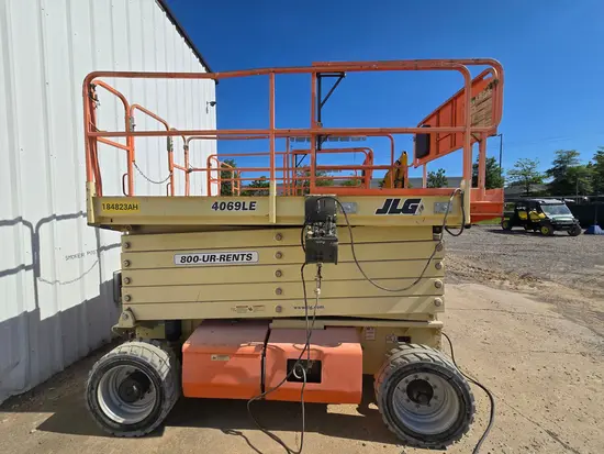 2017 JLG 4069LE Scissor Lift