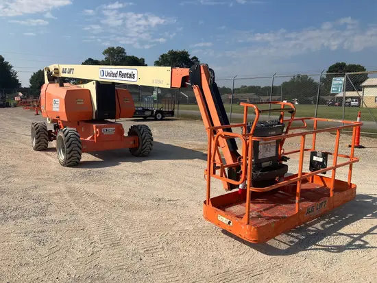 2015 JLG 800AJ Articulating Boom Lift