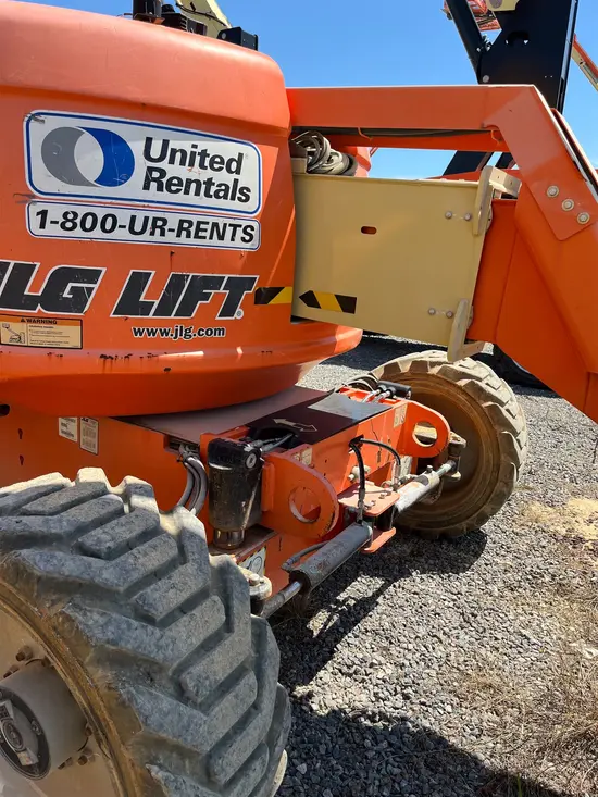 2017 JLG 600AJ Articulating Boom Lift