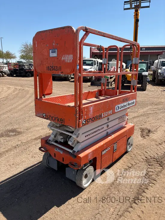 2017 Snorkel S3219E Scissor Lift