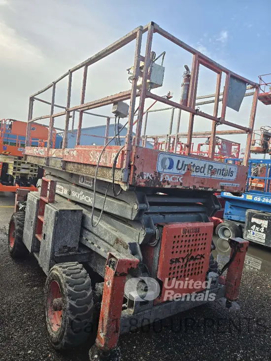 2015 Skyjack SJ8841RT Rough Terrain Scissor Lift
