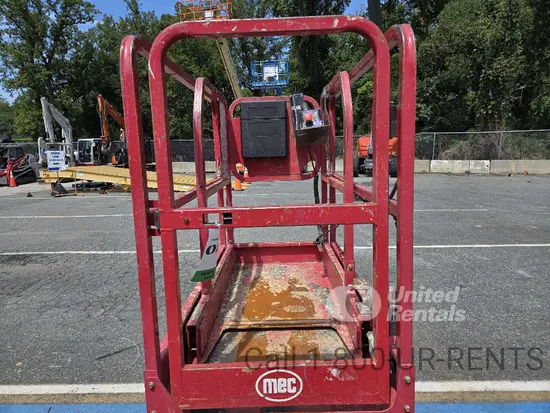 2018 MEC 1330SE Scissor Lift