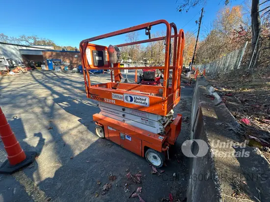 2019 Snorkel S3219E Scissor Lift