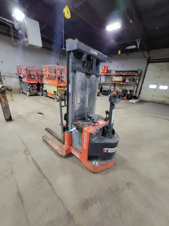 2018 Toyota 6BWR15 Warehouse Forklift