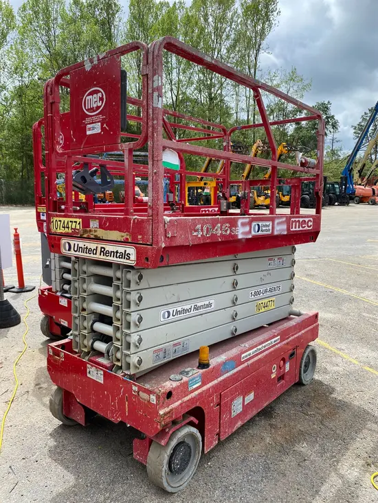2018 MEC 4046SE Scissor Lift