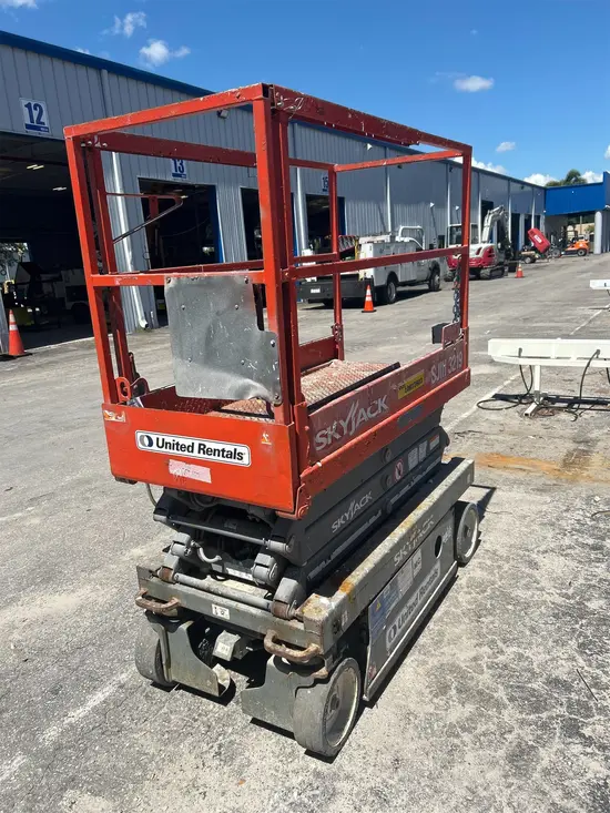 2018 Skyjack SJIII3219 Scissor Lift