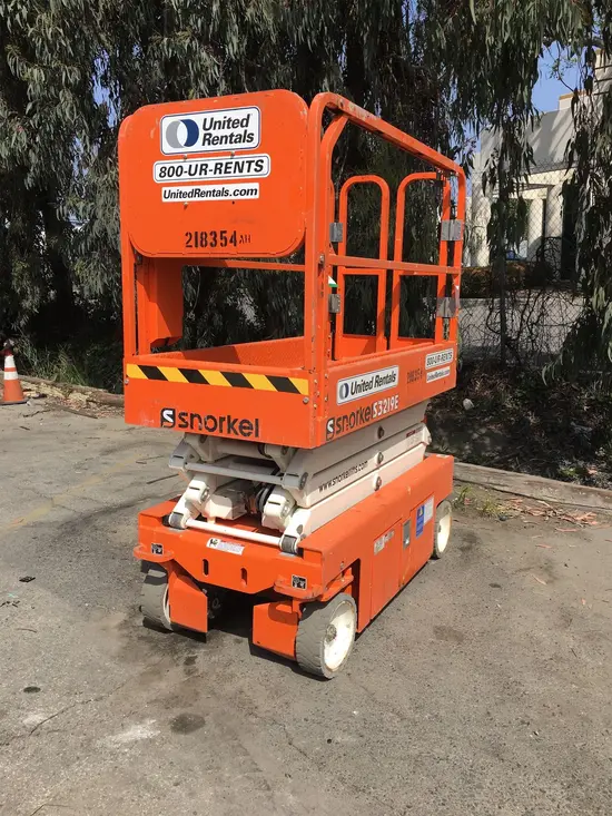 2018 Snorkel S3219E Scissor Lift