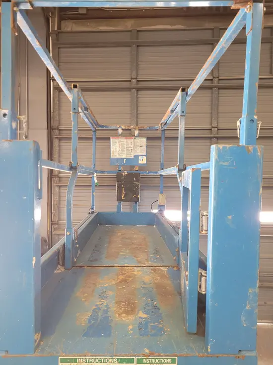 2017 Genie GS-3232 Scissor Lift
