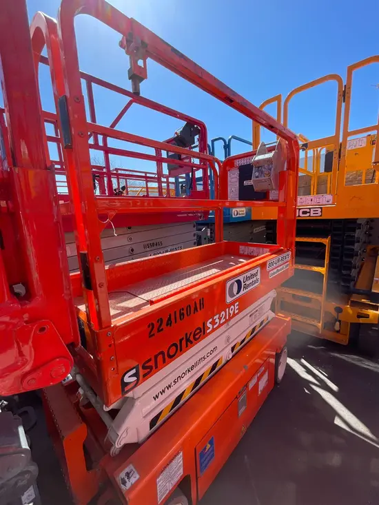 2019 Snorkel S3219E Scissor Lift