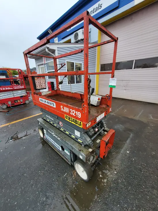 2017 Skyjack SJIII3219 Scissor Lift