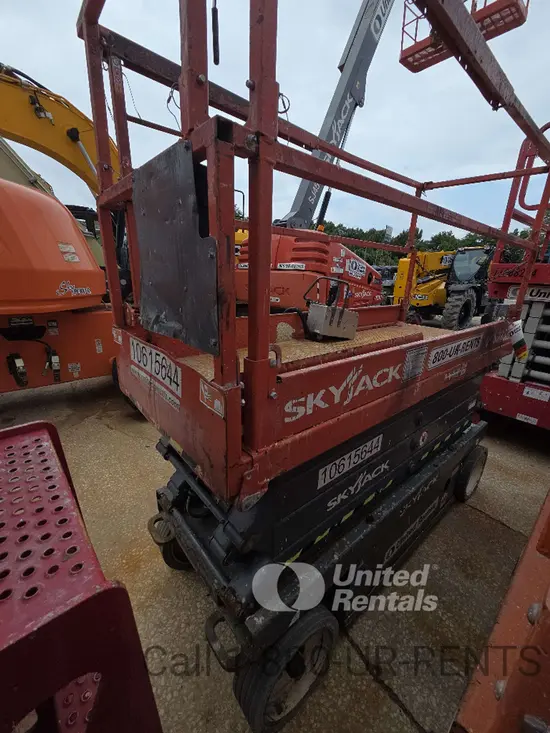 2017 Skyjack SJIII3226 Scissor Lift