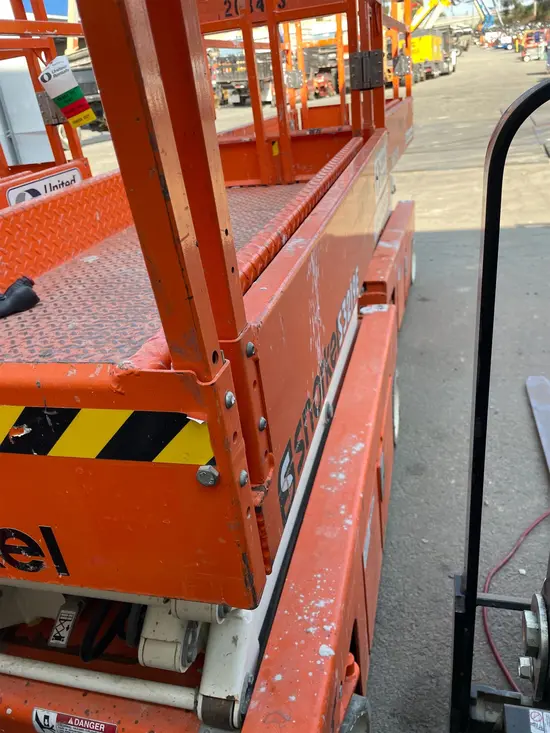 2019 Snorkel S3219E Scissor Lift