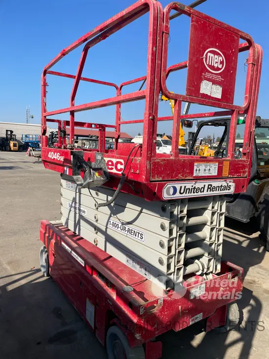 2017 MEC 4046SE Scissor Lift