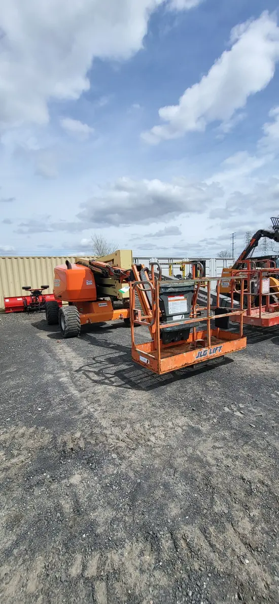 2016 JLG 450AJ Articulating Boom Lift