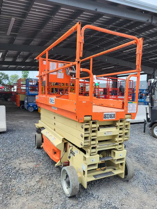2018 JLG 3246ES Scissor Lift
