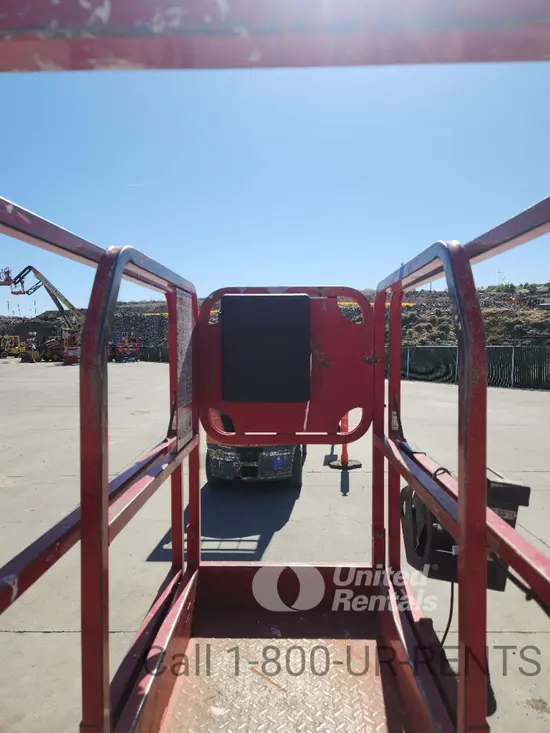 2018 MEC 1330SE Scissor Lift