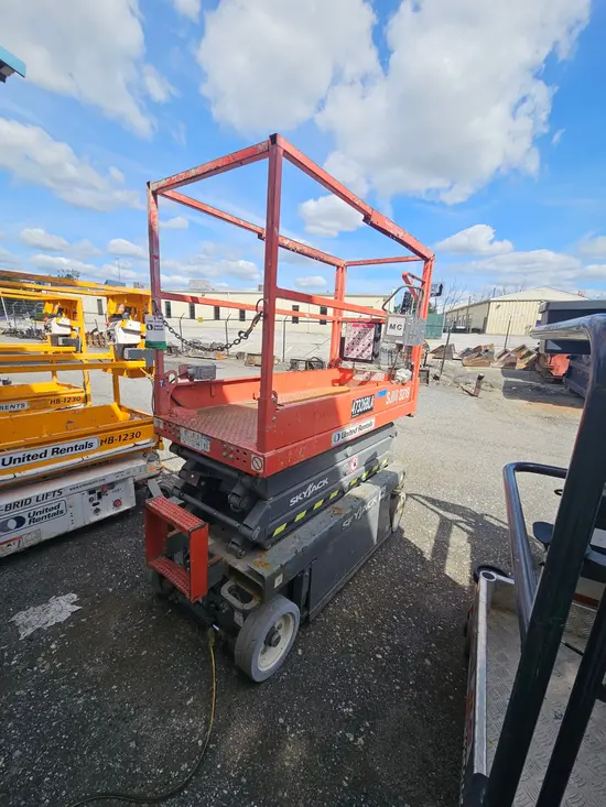 2017 Skyjack SJIII3219 Scissor Lift